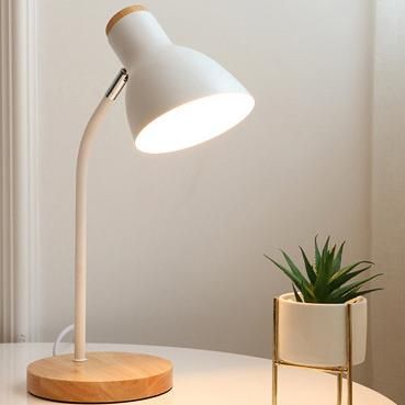Nordic Minimalist Wooden Desk Lamp